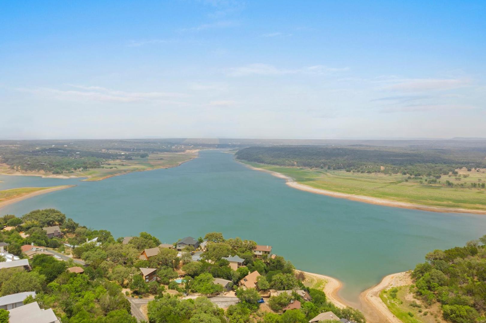 Wine Country Retreat - With A Lake View! Spicewood ภายนอก รูปภาพ