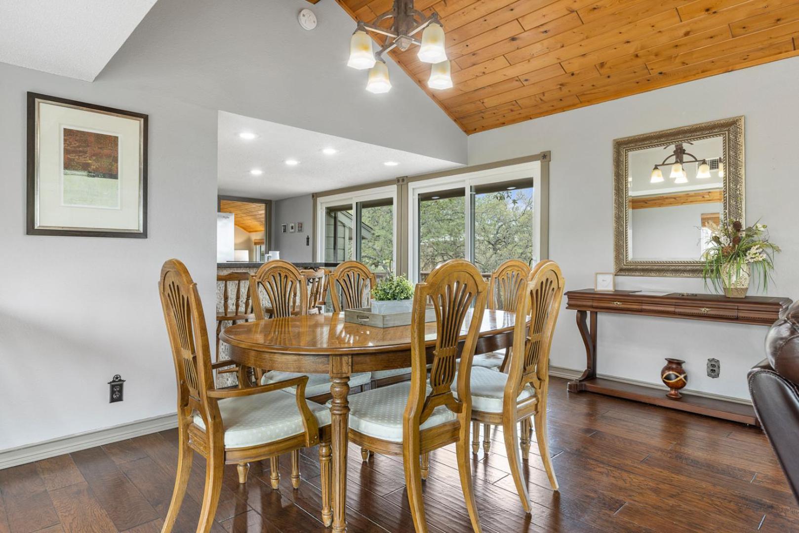 Wine Country Retreat - With A Lake View! Spicewood ภายนอก รูปภาพ